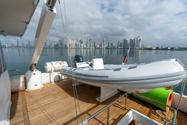 Falcon 102' - Imagen 13