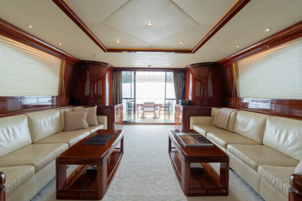 Falcon 102' - Imagen 18